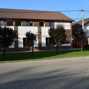  Pensiune Airport Karoly
